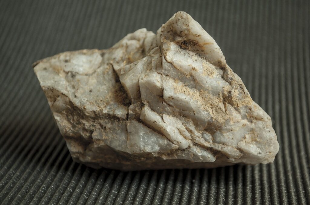 rock, quart, stone-2523717.jpg